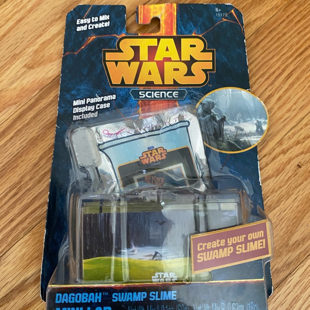 Star Wars Science Dagobah Swamp Slime Kit - Blue and Yellow